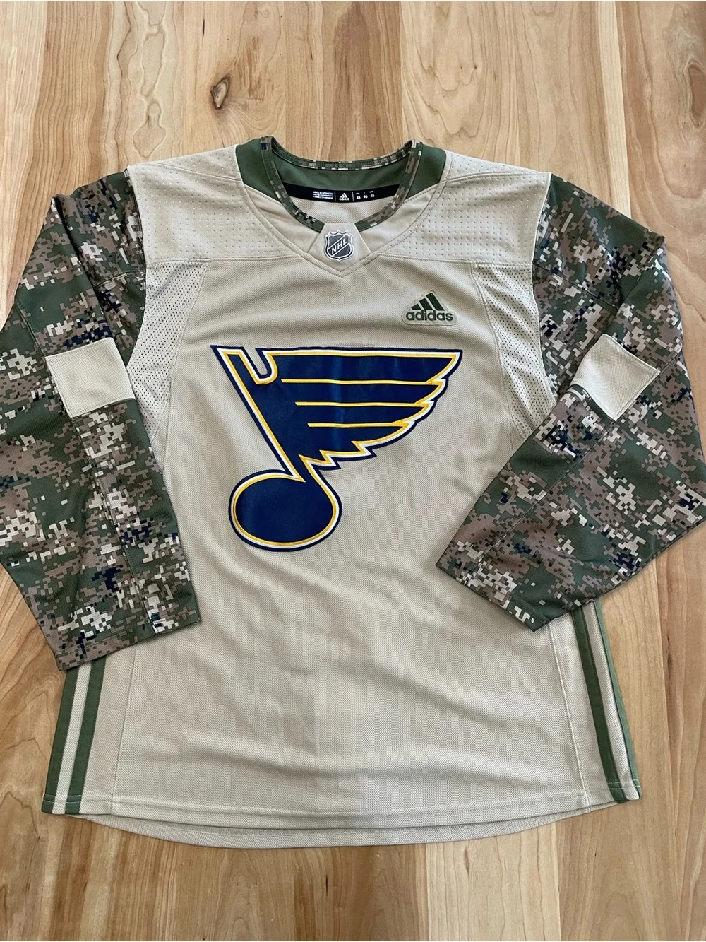 Adidas St. Louis Blues Military Service Appreciation Jersey Size 46 Camouflage